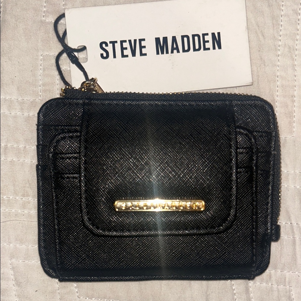 Steve Madden black card case with gold detail